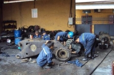 Cơ Khí Và Chế Tạo Máy